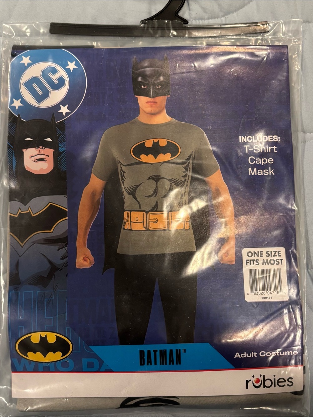 Rubies DC Comics Batman Adult Costume Kit T-Shirt Mask Cape One Size Fits Most